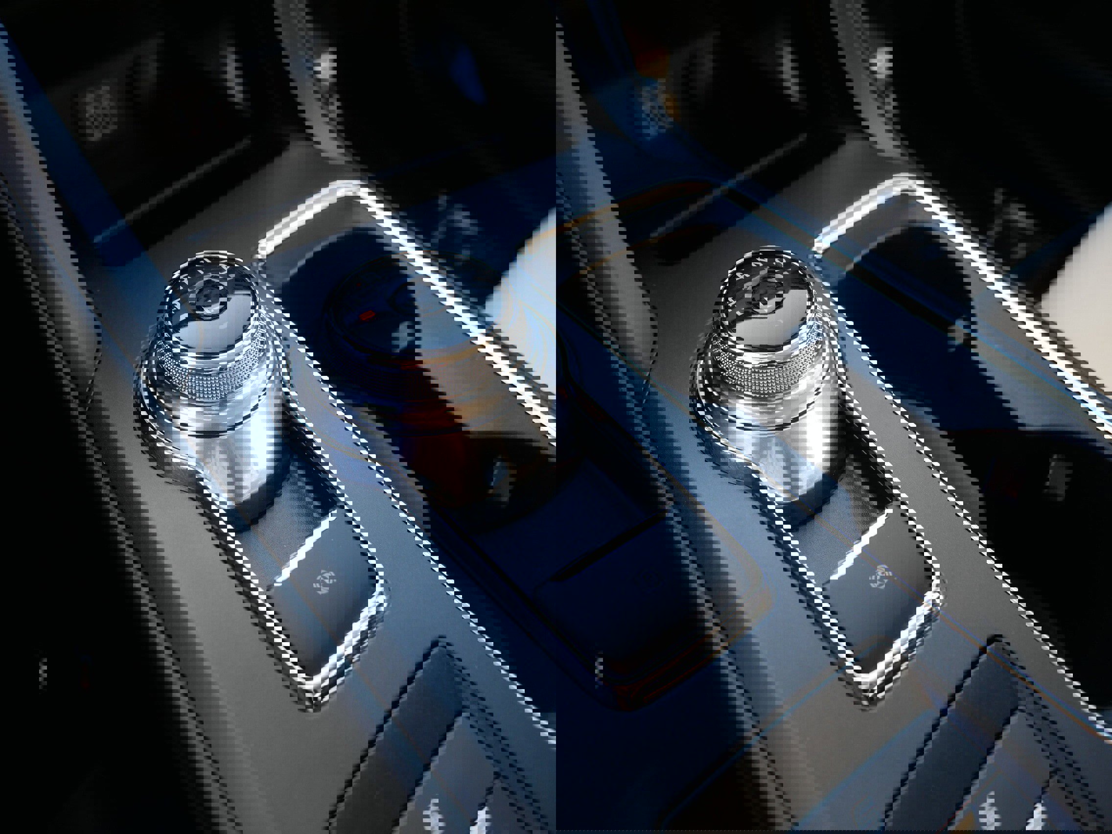 Used 2020 Ford Fusion SE w/ Equipment Group 151A image 25