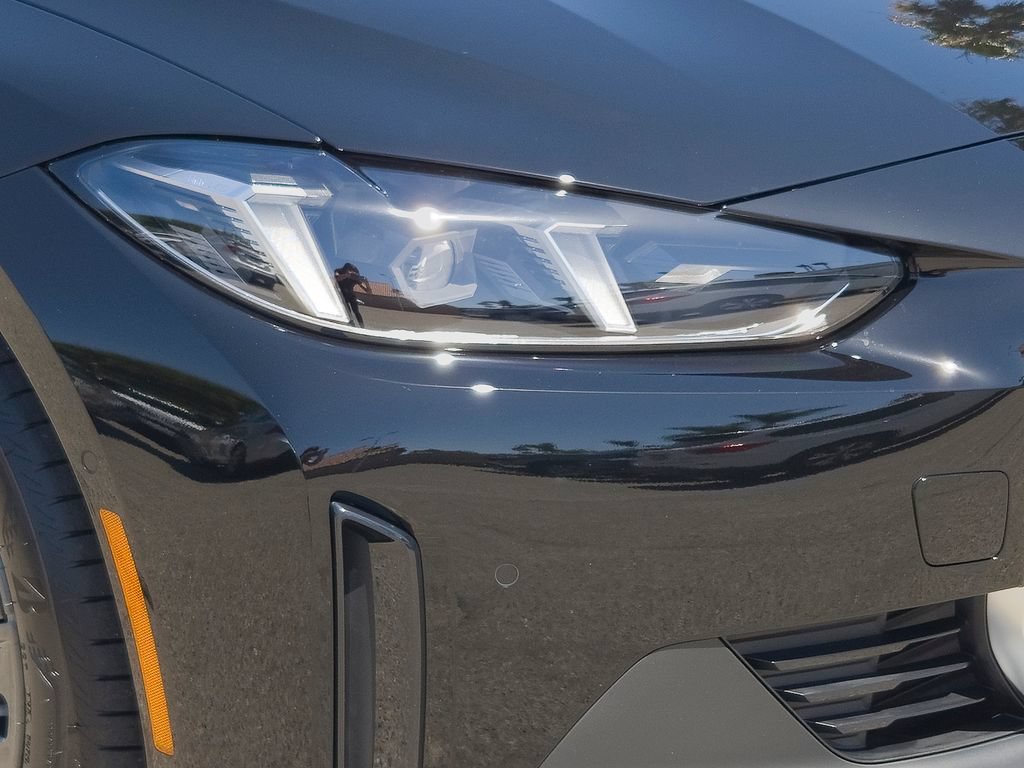 New 2026 BMW i4 eDrive40 w/ Parking Assistance Package RWD image 5