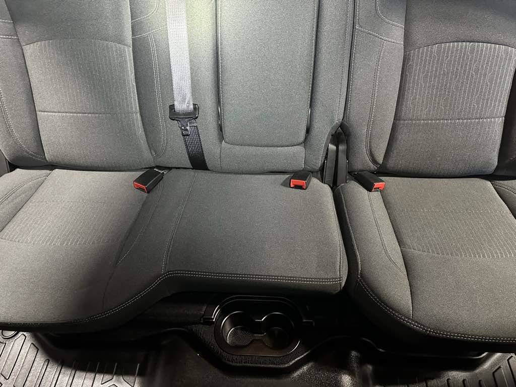 Used 2022 RAM 2500 Big Horn w/ Level C Equiment Group image 19