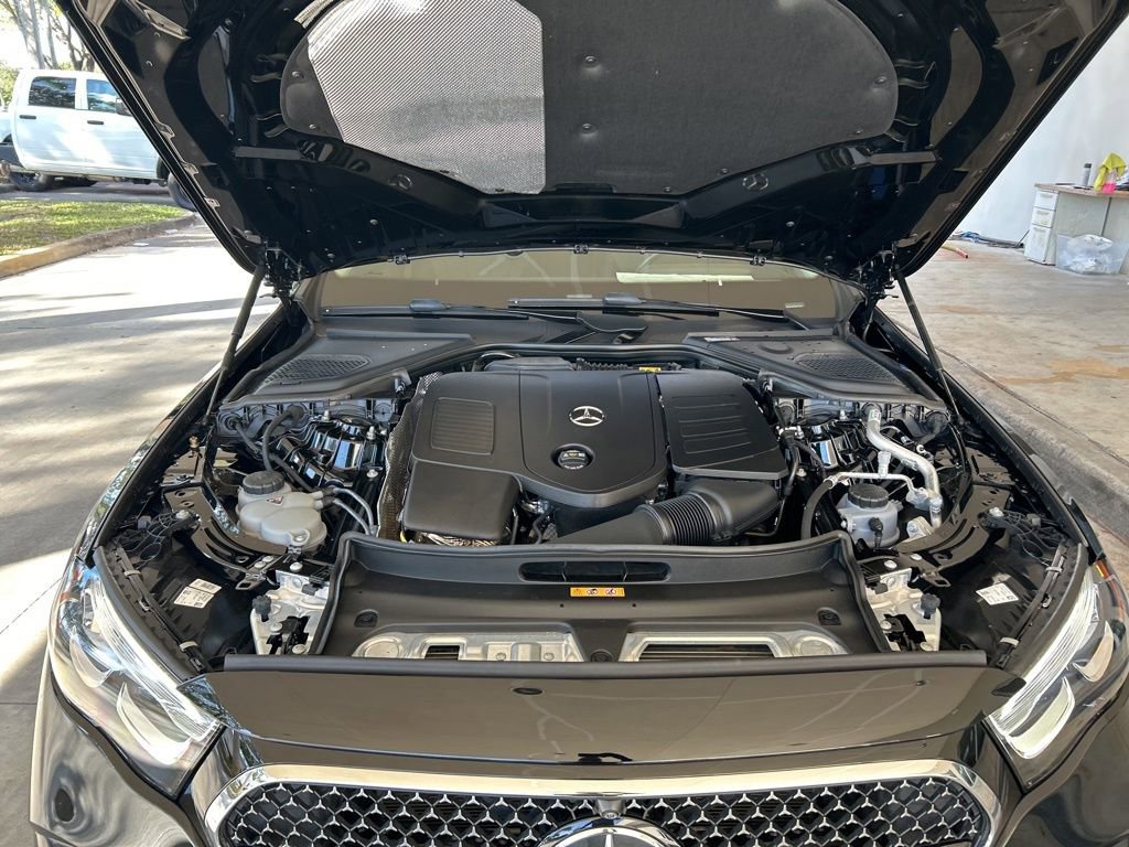 Used 2025 Mercedes-Benz E 350 4MATIC Sedan w/ Winter Package image 12