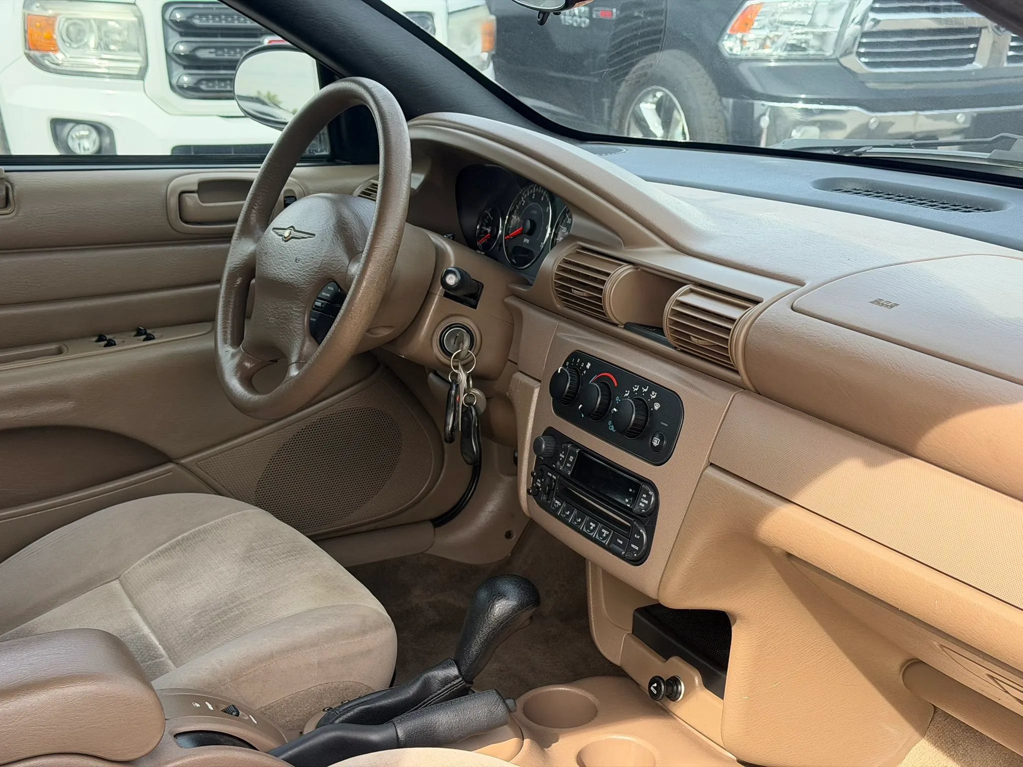 Used 2004 Chrysler Sebring LX w/ Security Group FWD image 21