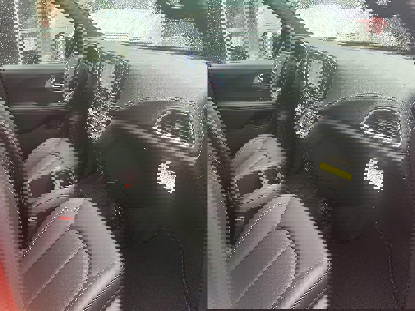 New 2026 Chrysler Pacifica Select image 5