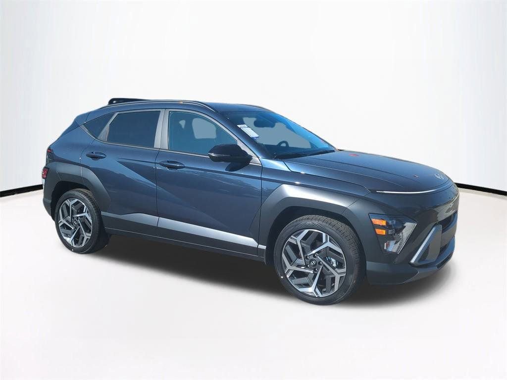 New 2026 Hyundai Kona SEL Premium image 2