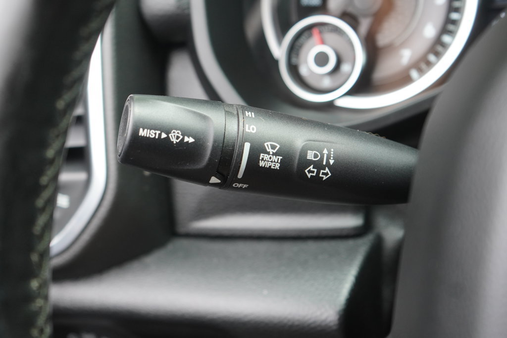 Used 2019 RAM 1500 Laramie AWD/4WD image 18