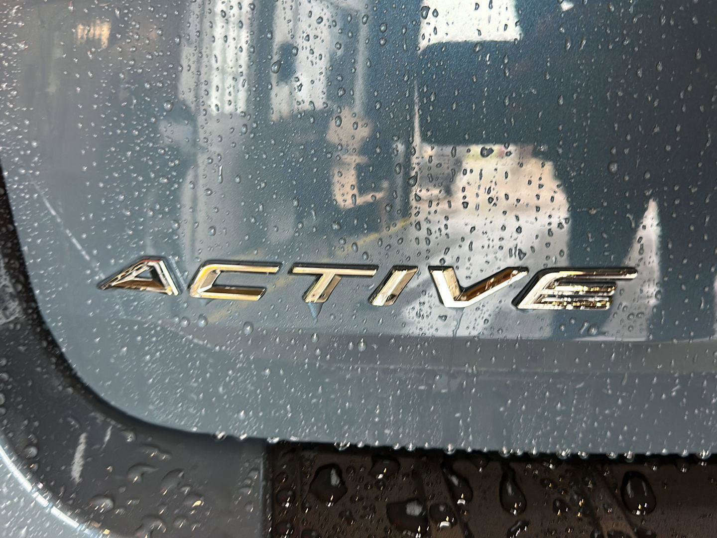 New 2025 Ford Explorer Active w/ Active Comfort Package image 10