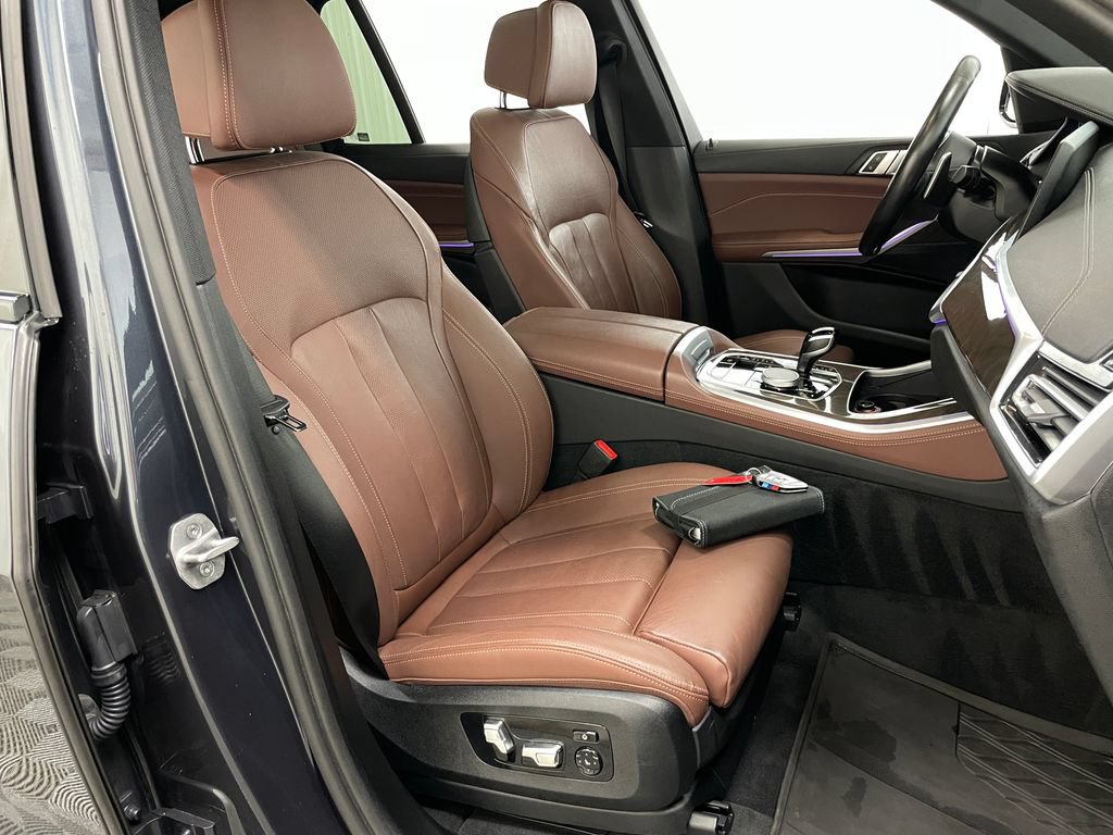 Used 2022 BMW X5 xDrive40i w/ M Sport Package AWD/4WD image 37