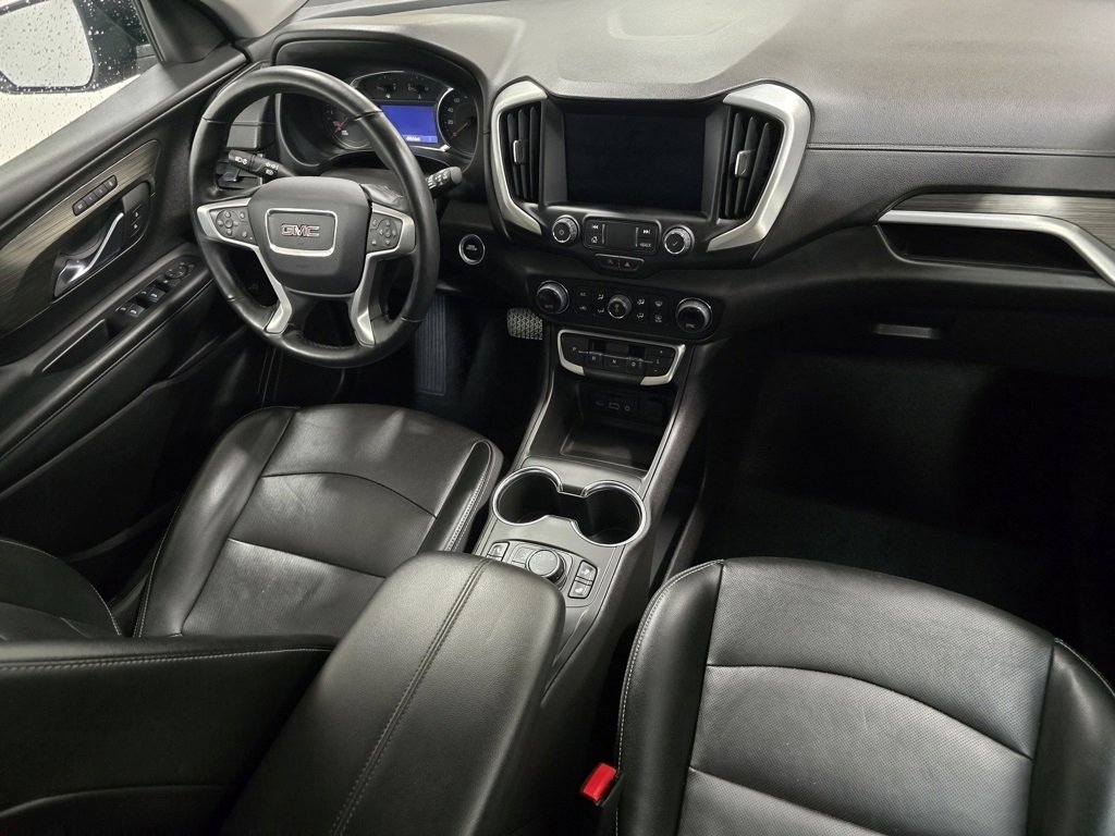 Used 2024 GMC Terrain SLT image 21