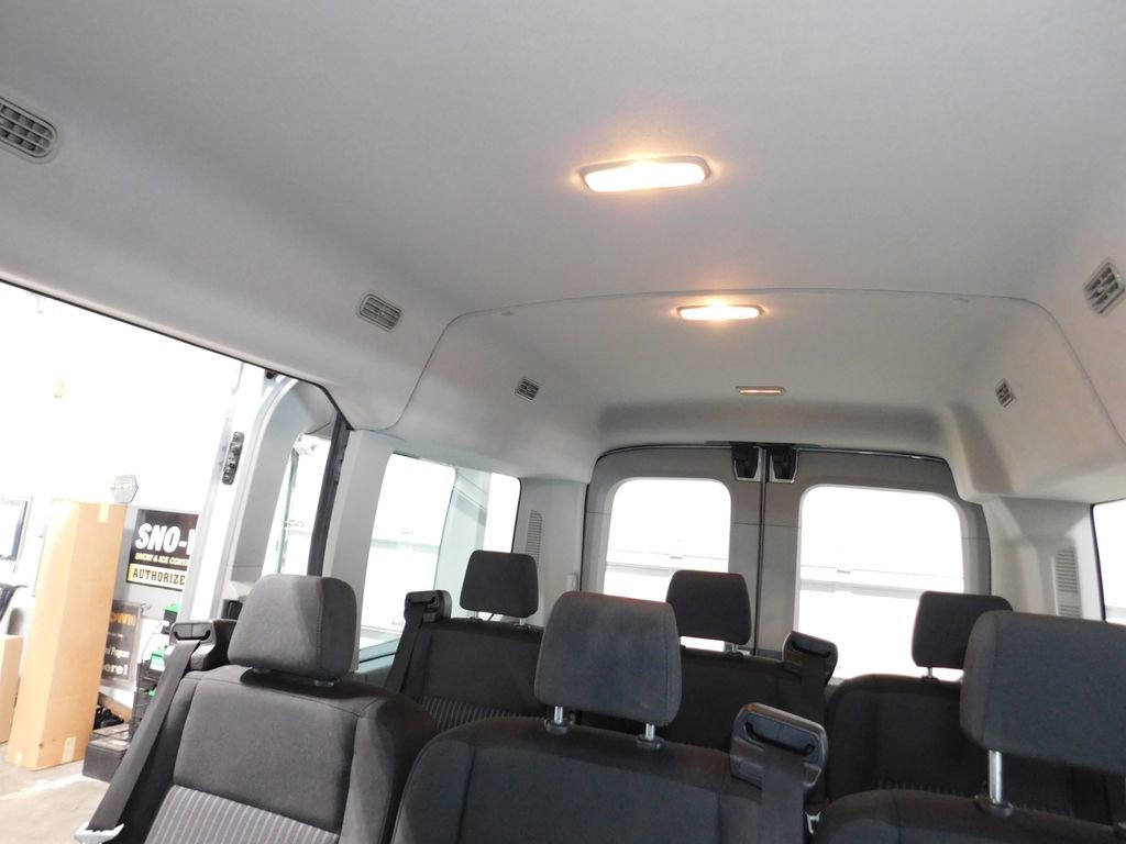 Used 2018 Ford Transit 150 XLT image 34