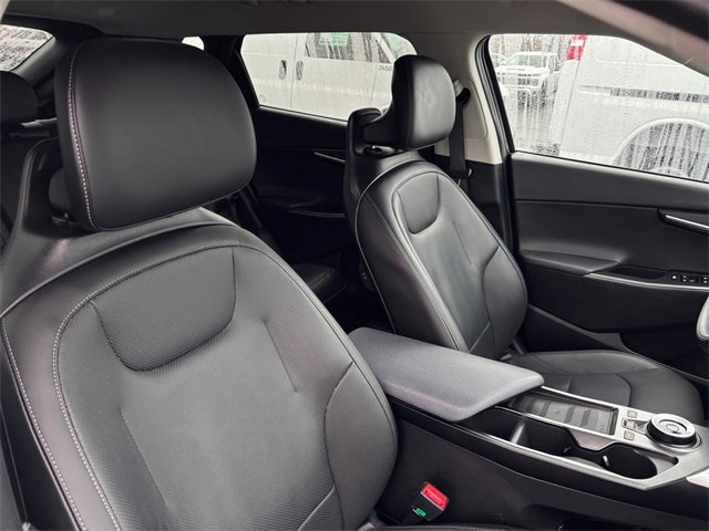 Used 2023 Kia EV6 Wind image 37
