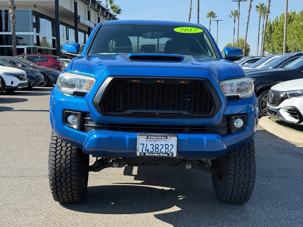 Used 2017 Toyota Tacoma TRD Sport w/ Exterior Package RWD image 16