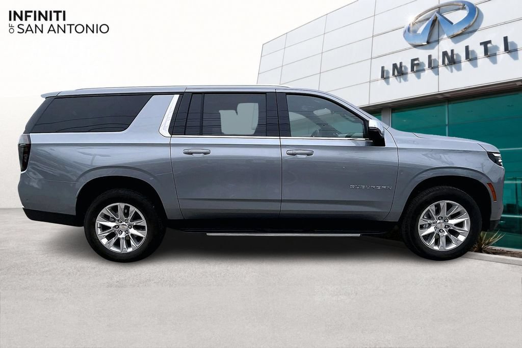 Used 2025 Chevrolet Suburban Premier AWD/4WD image 46