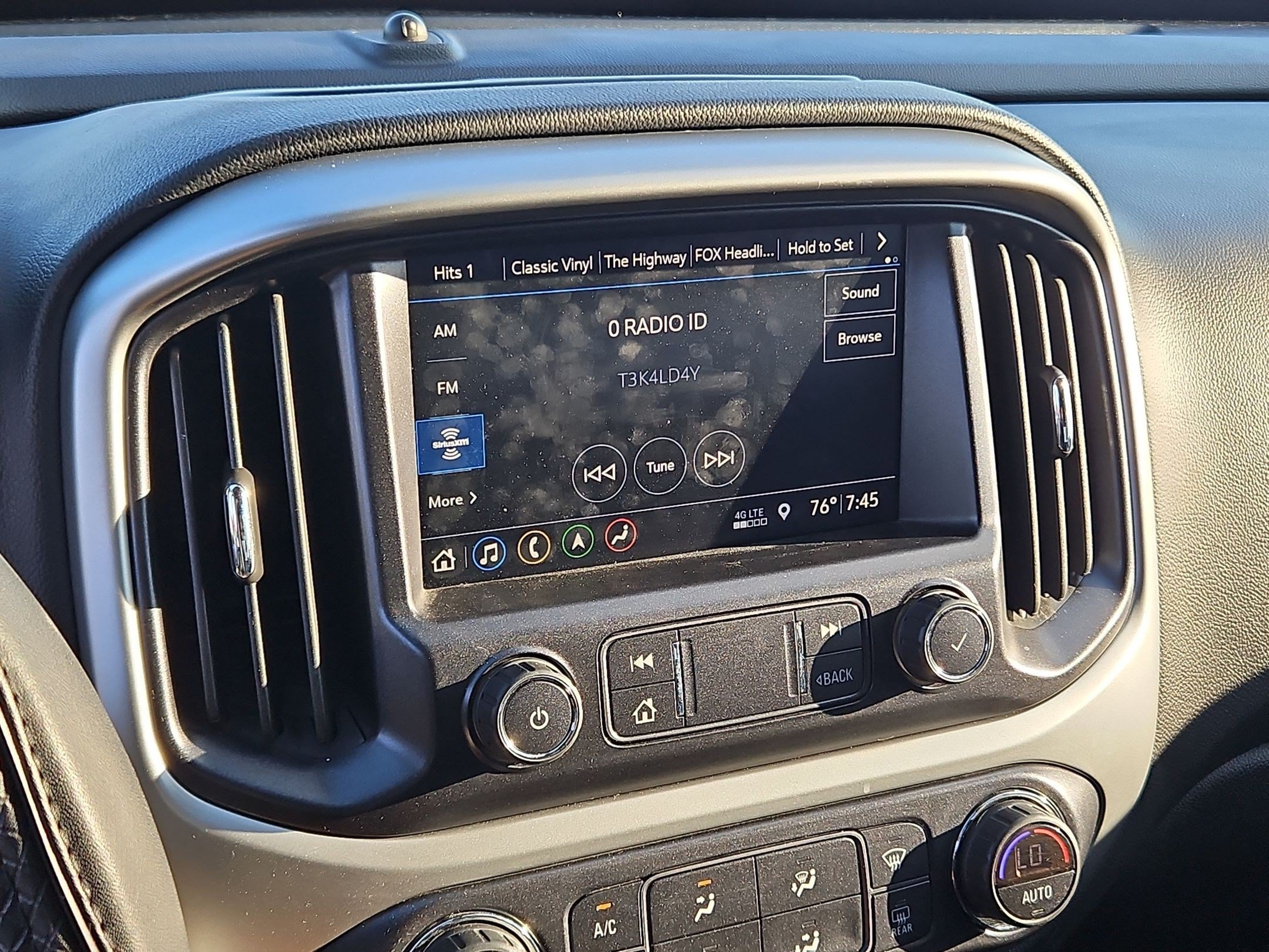 Certified 2021 Chevrolet Colorado ZR2 AWD/4WD image 17