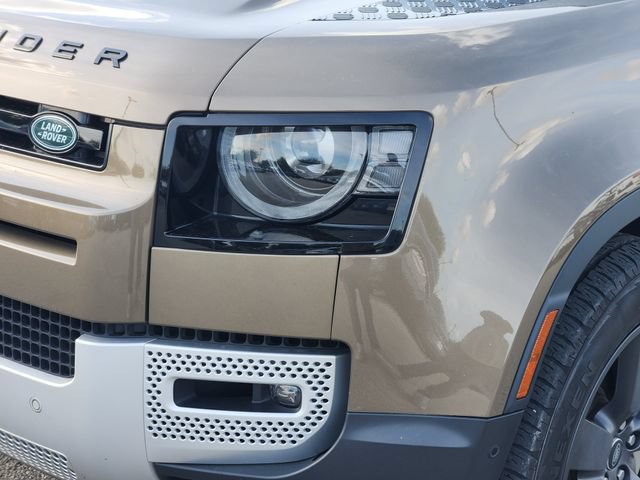 Used 2020 Land Rover Defender 110 SE AWD/4WD image 6