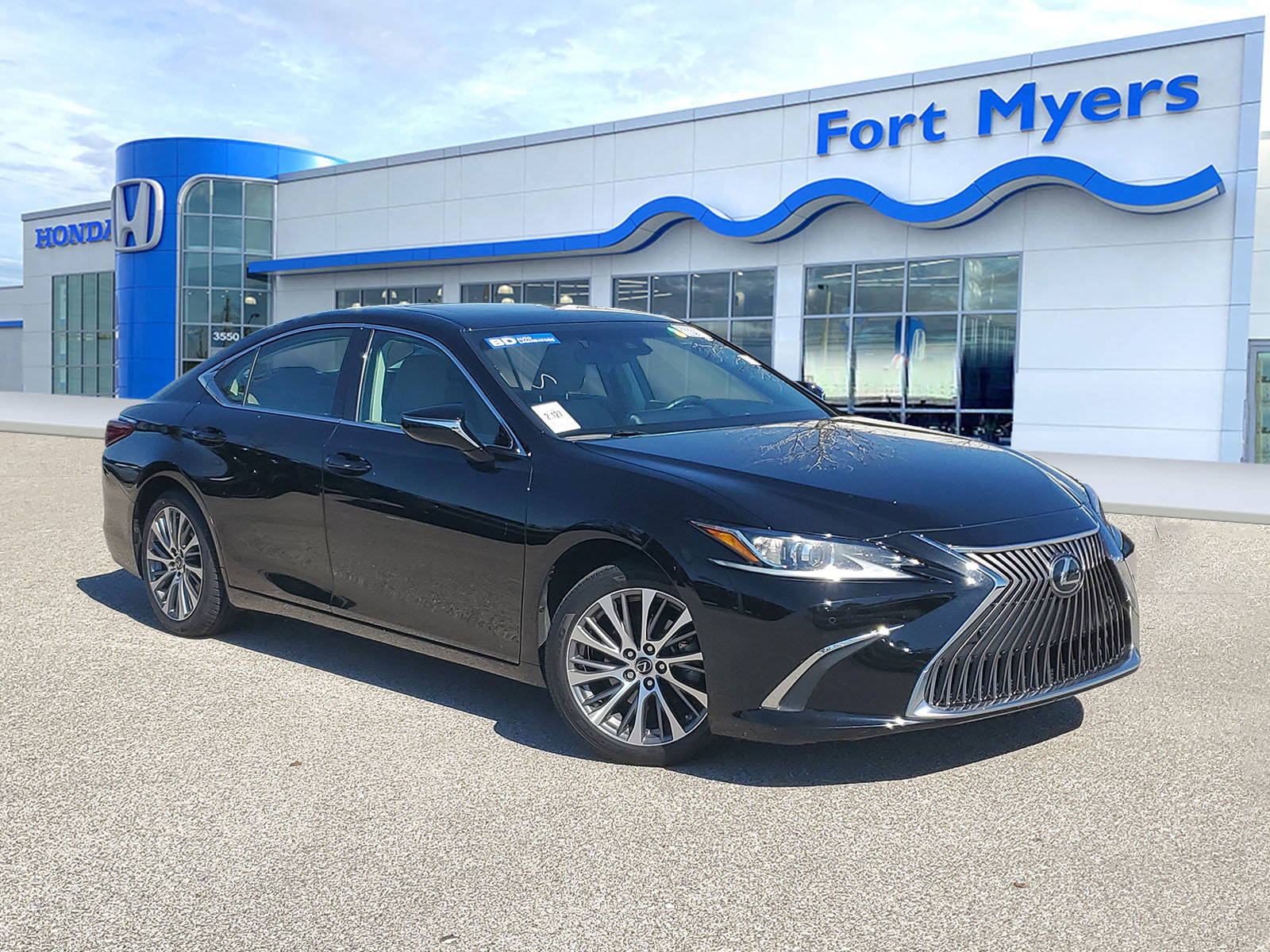 Used 2019 Lexus ES 350 w/ Premium Package image 1
