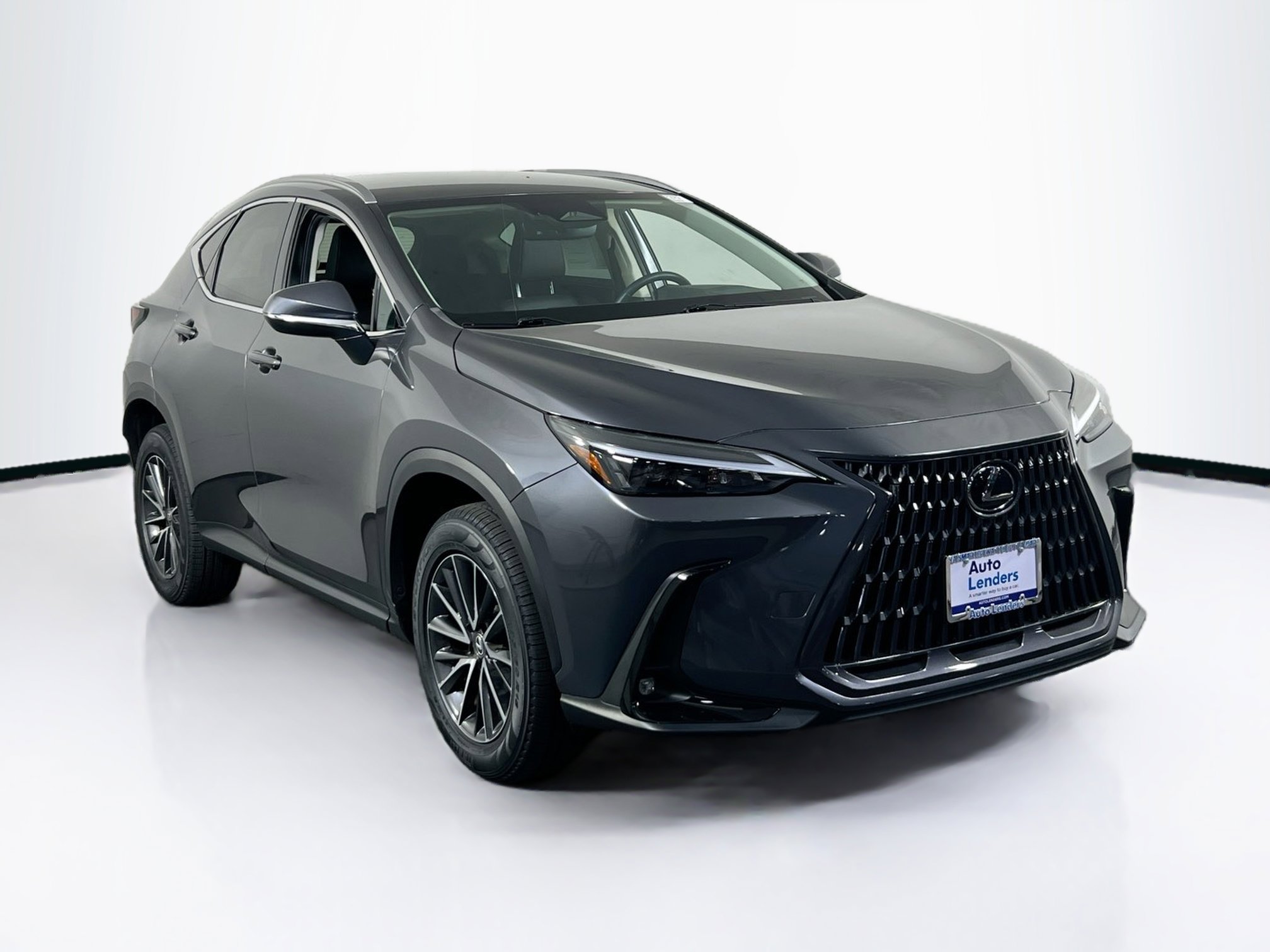 Used 2023 Lexus NX 350 AWD image 3