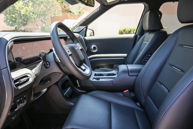 New 2026 Hyundai Palisade Calligraphy AWD/4WD image 16