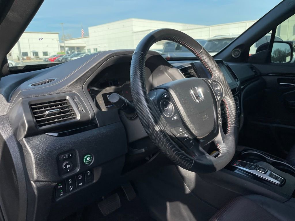 Certified 2023 Honda Ridgeline Black Edition image 28