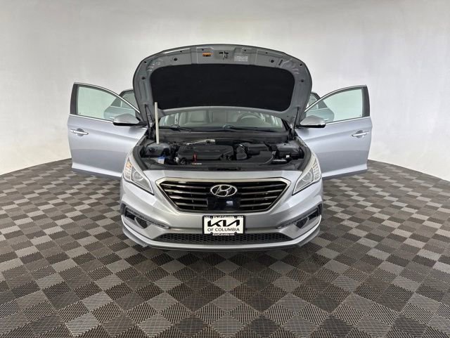 Used 2016 Hyundai Sonata Limited w/ Option Group 05 FWD image 18