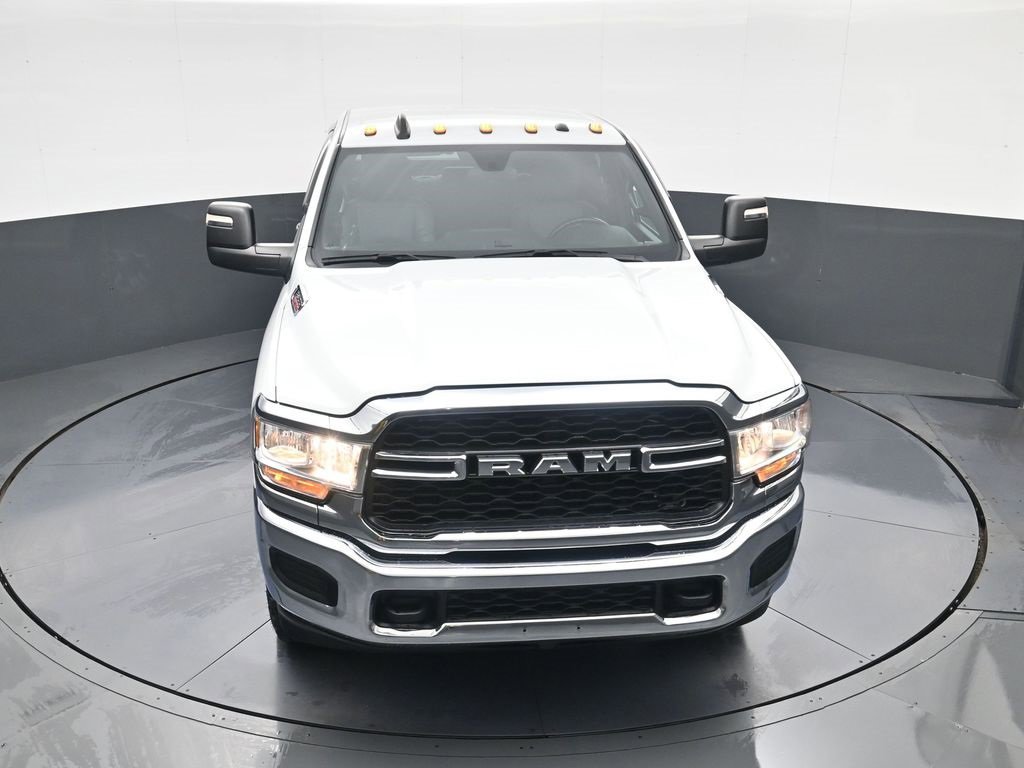 Used 2024 RAM 3500 Tradesman w/ Chrome Appearance Group image 26