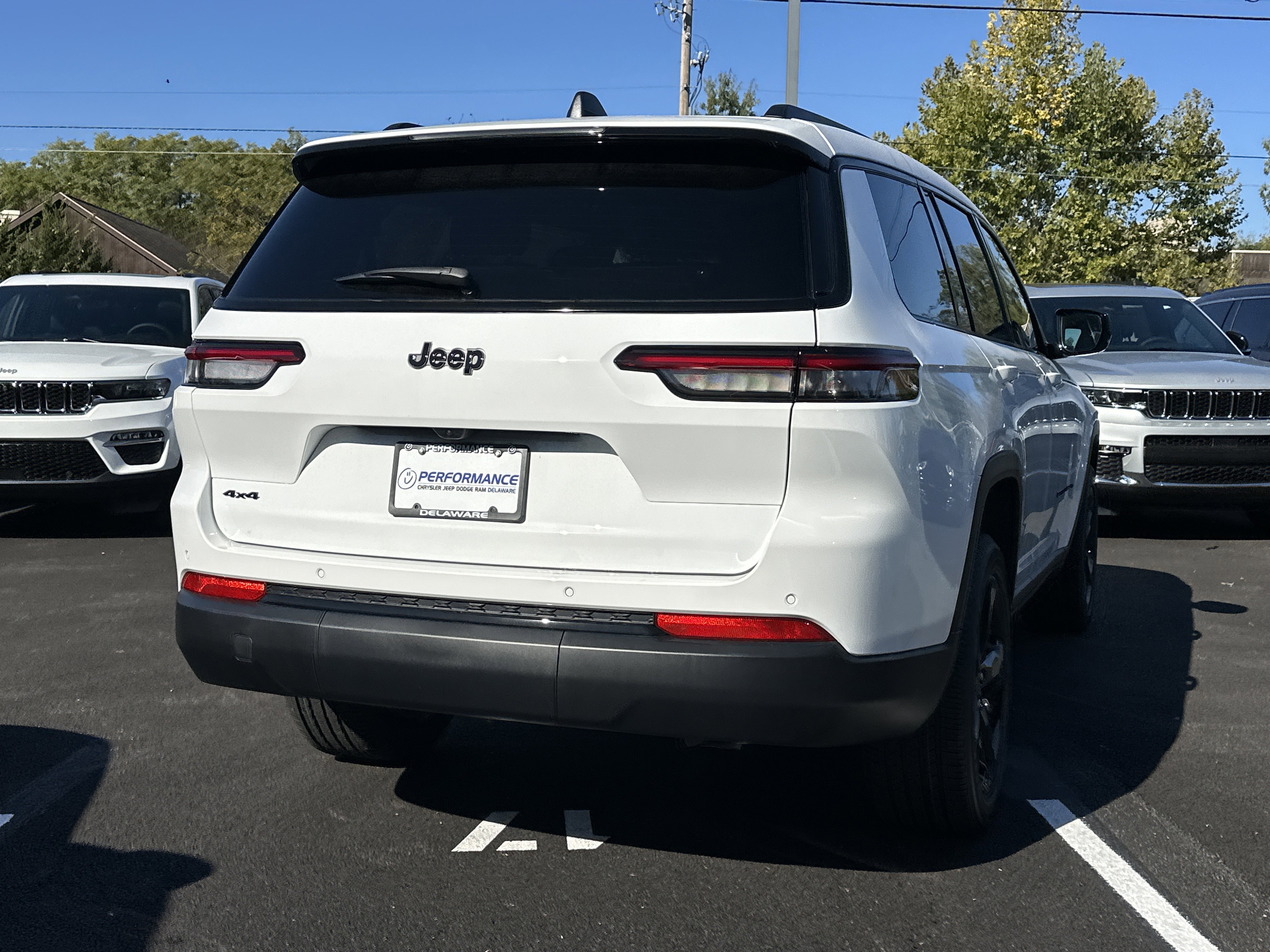 New 2025 Jeep Grand Cherokee L Altitude image 15