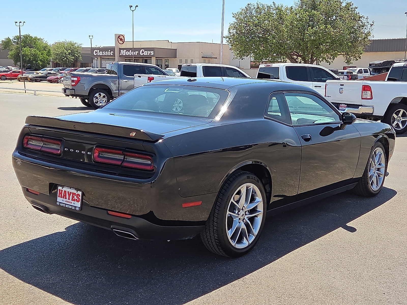 Used 2022 Dodge Challenger GT AWD/4WD image 4