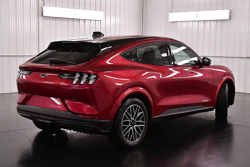 Used 2025 Ford Mustang Mach-E Premium image 7