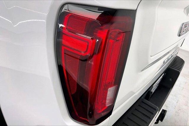 Used 2022 GMC Sierra 2500 AT4 image 29