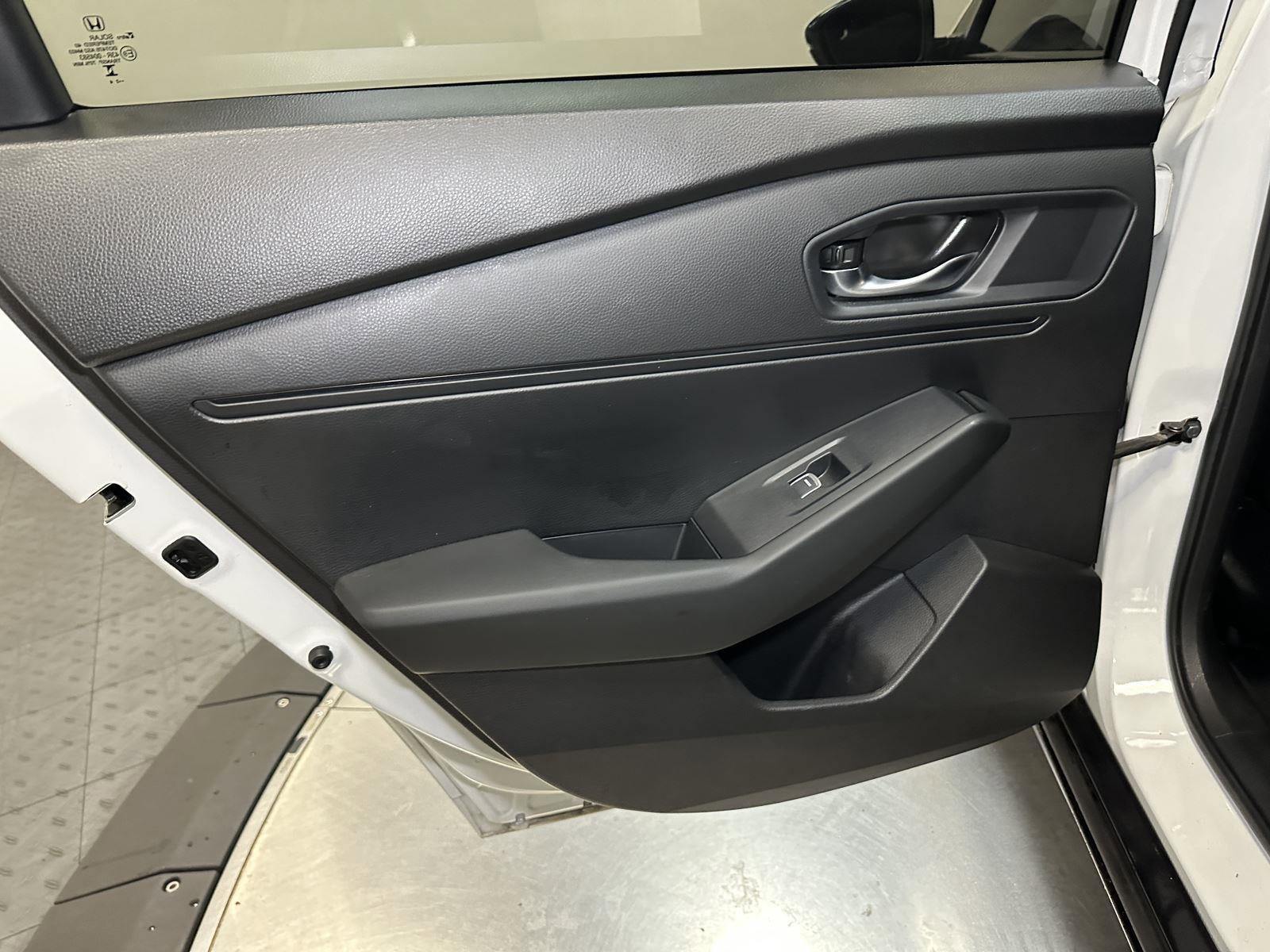 Certified 2024 Honda Accord EX-L image 29