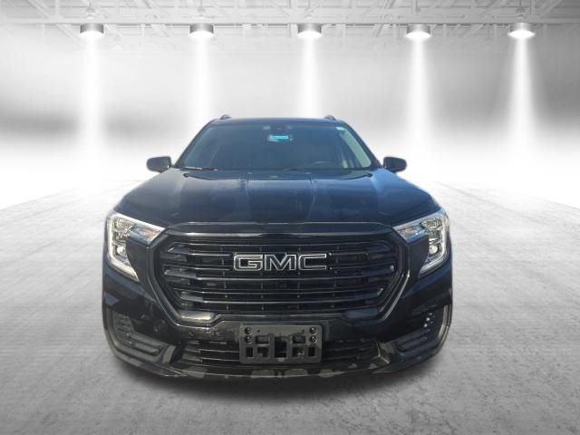 Used 2022 GMC Terrain SLE w/ Driver Convenience Package image 5
