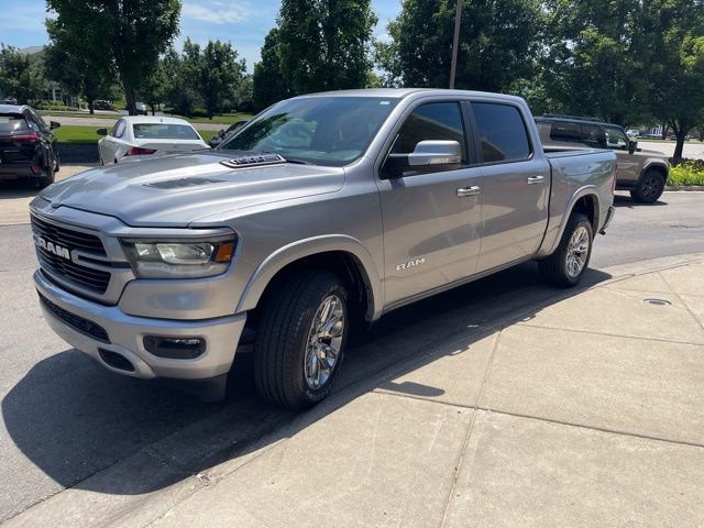 Used 2022 RAM 1500 Laramie w/ Sport Appearance Package AWD/4WD image 7