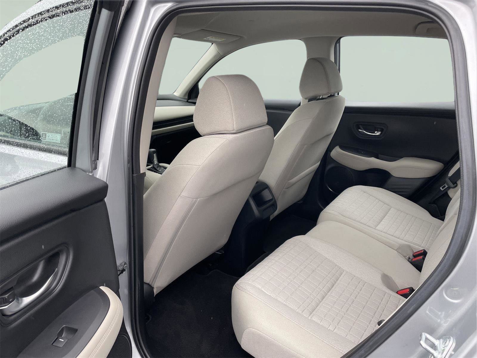 Used 2024 Honda HR-V LX image 13