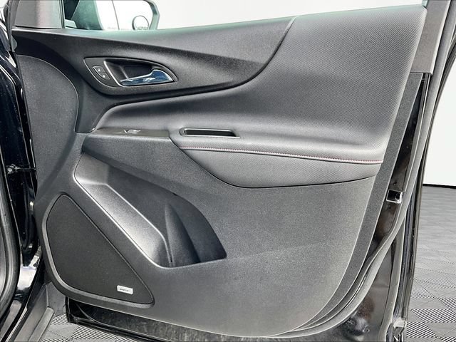 Used 2023 Chevrolet Equinox RS w/ RS Leather Package FWD image 12