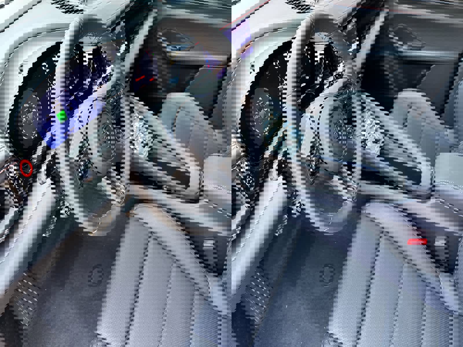 New 2026 Porsche Macan Turbo Electric image 4