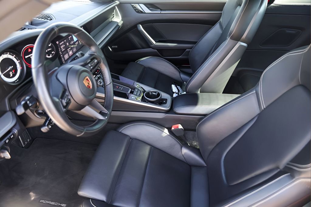 Used 2020 Porsche 911 Carrera S image 9