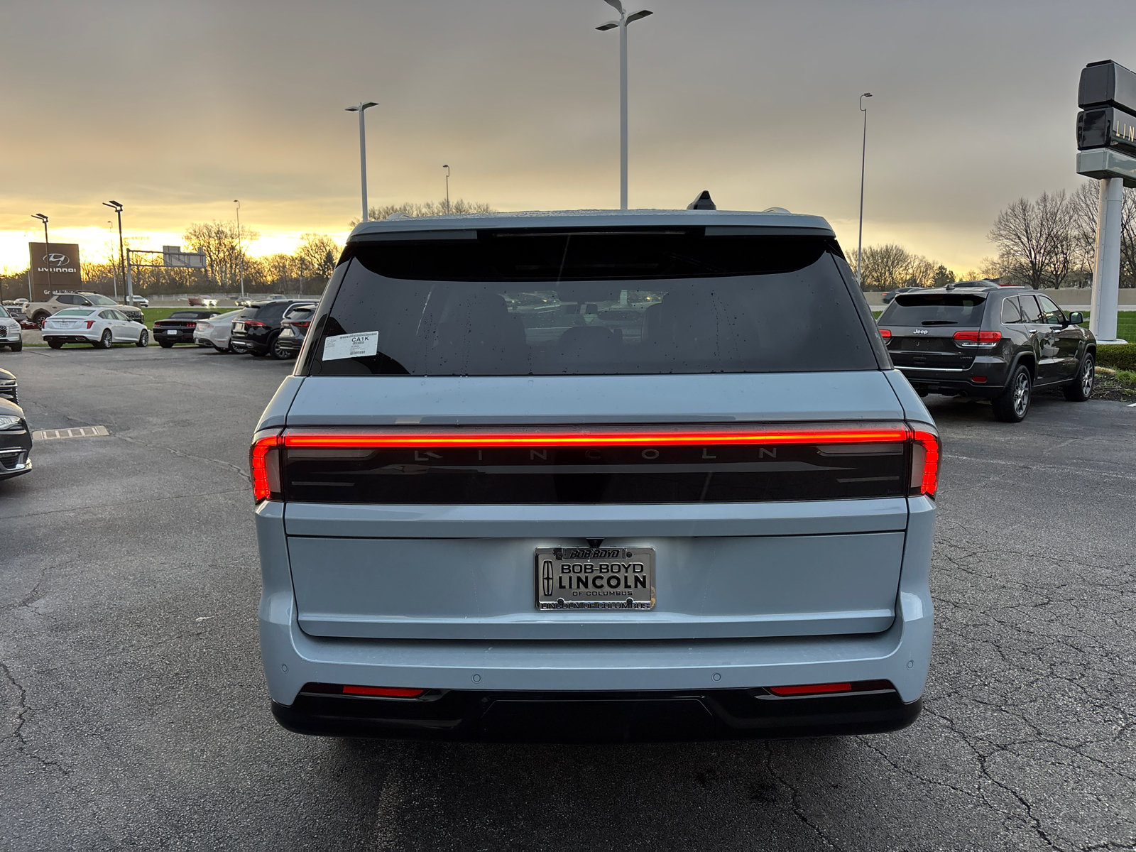 New 2026 Lincoln Navigator Reserve AWD/4WD image 6