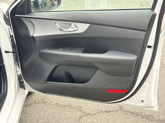 Used 2024 Kia Forte LX FWD image 7