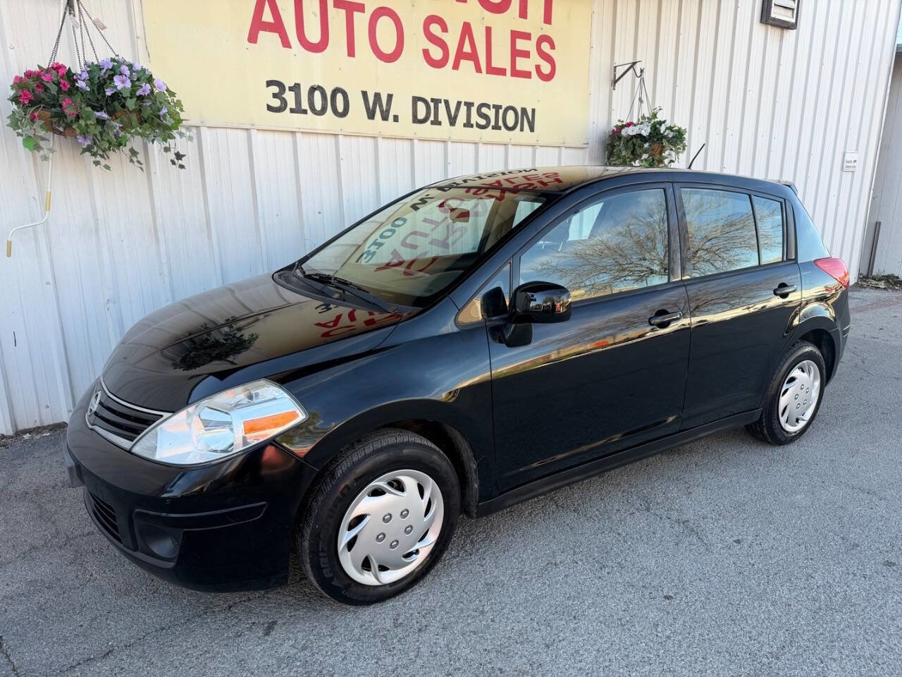 Used 2012 Nissan Versa 1.8 S image 8