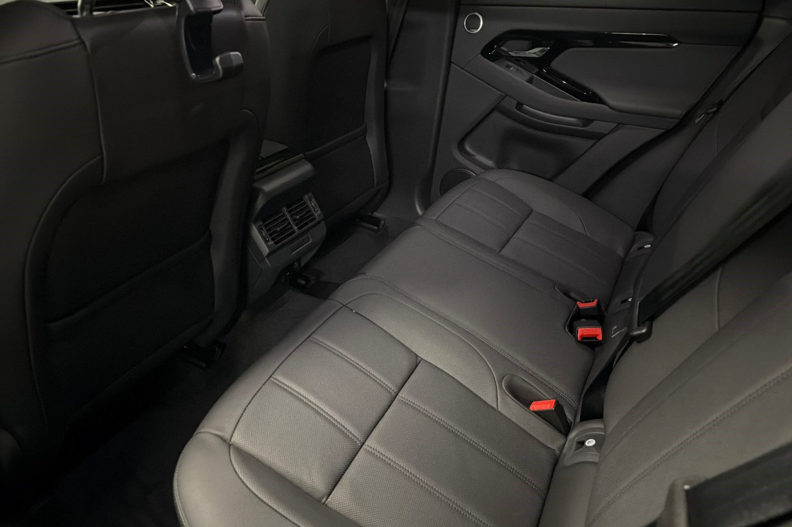 New 2026 Land Rover Range Rover Evoque S AWD/4WD image 21