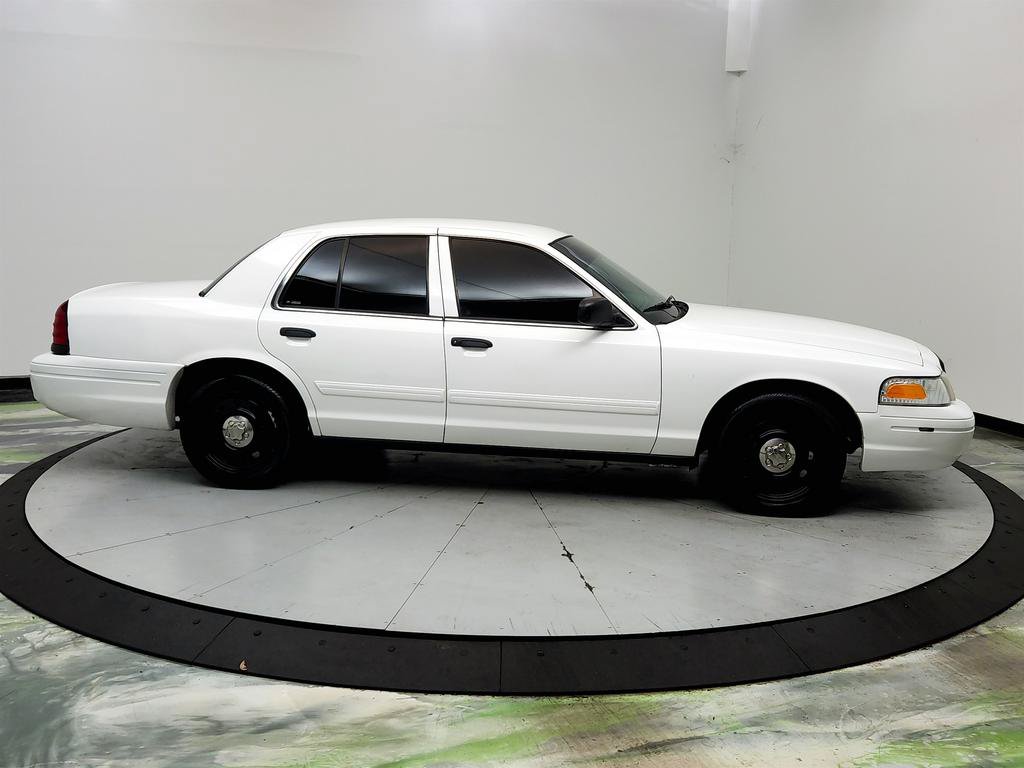 Used 2011 Ford Crown Victoria Police Interceptor RWD image 4