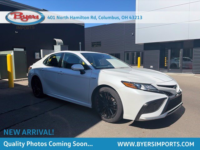 Used 2021 Toyota Camry XSE w/ Cold Weather Package FWD image 1