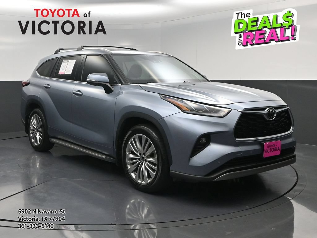 Used 2024 Toyota Highlander Platinum
