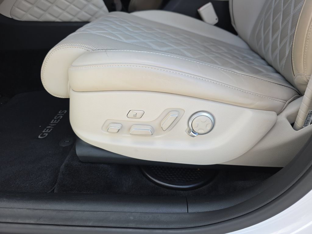 Used 2024 Genesis GV80 3.5T w/ Prestige Package AWD/4WD image 12