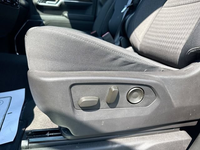 Used 2024 Chevrolet Silverado 1500 LT AWD/4WD image 12