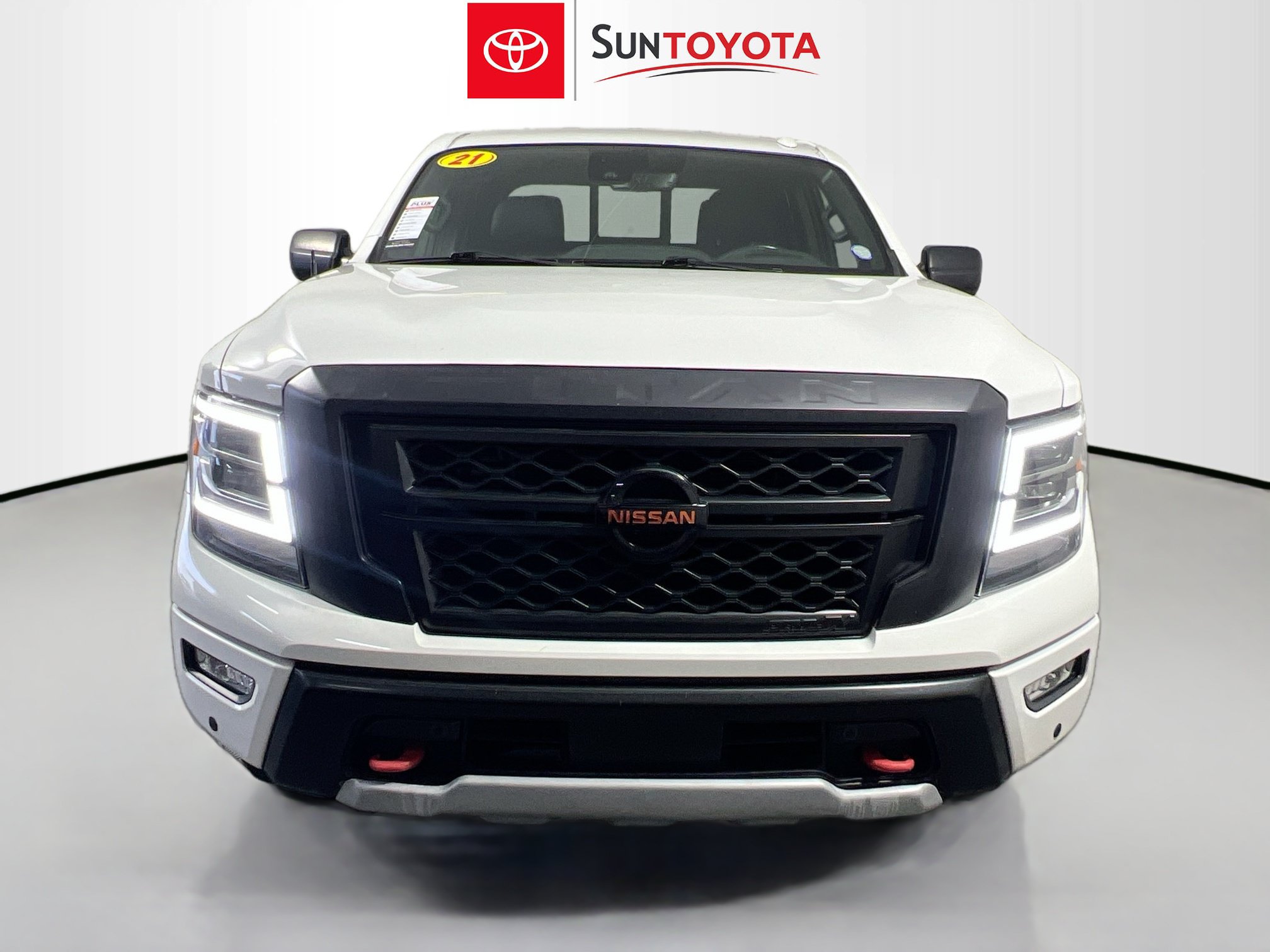 Used 2021 Nissan Titan PRO-4X w/ Pro-4x Utility Package AWD/4WD image 2