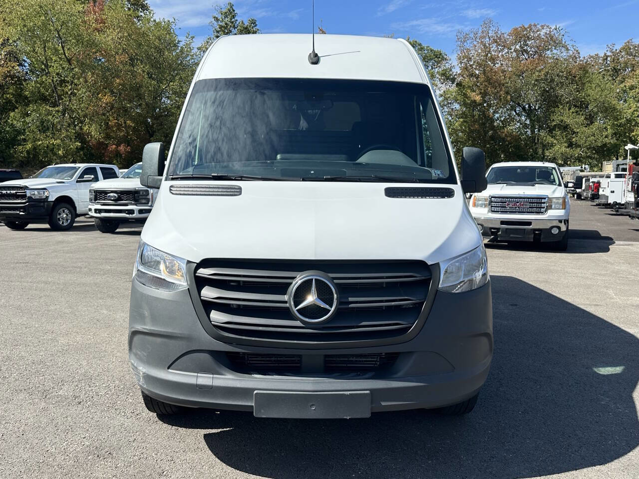 Used 2021 Mercedes-Benz Sprinter 2500 image 3