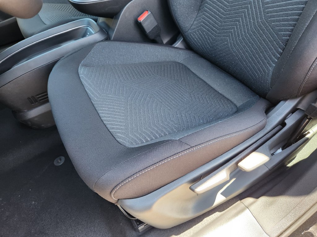 New 2026 Nissan Leaf w/ Floor Mat Package (S+) FWD image 13