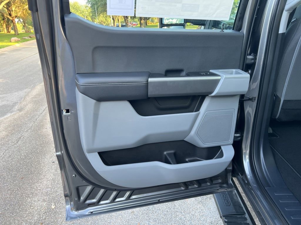 New 2026 Ford F250 XL w/ STX Appearance Package image 31