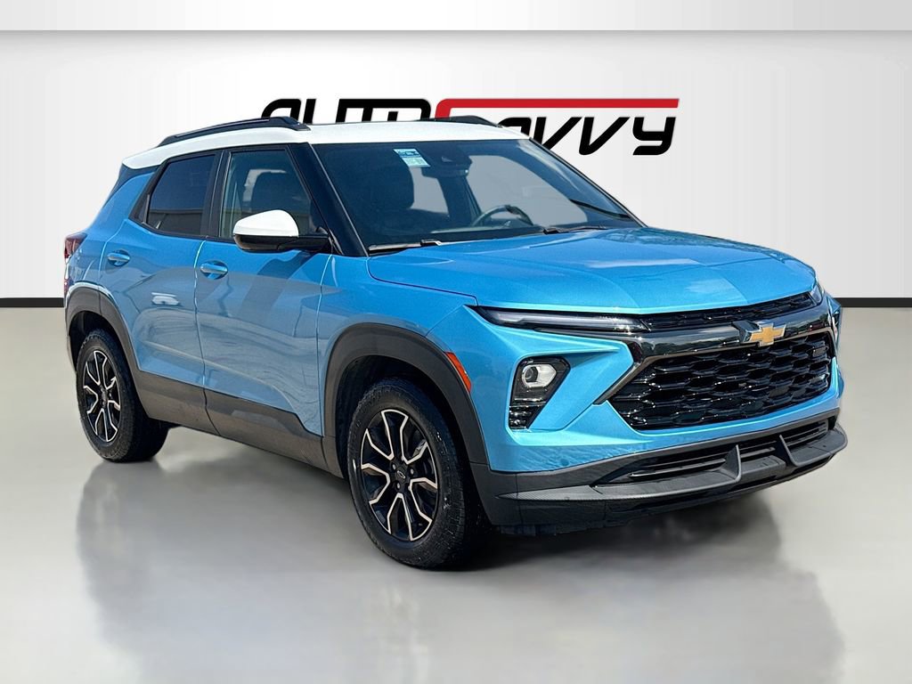 Used 2025 Chevrolet TrailBlazer ACTIV w/ Convenience Package image 1