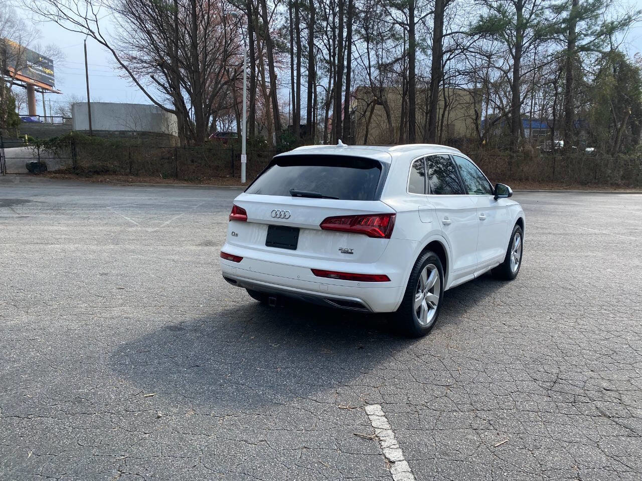 Used 2018 Audi Q5 2.0T Premium Plus AWD/4WD image 5