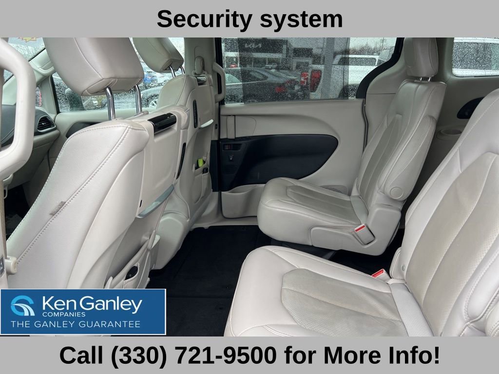 Used 2021 Chrysler Pacifica Touring-L w/ Uconnect Theater Family Group image 50